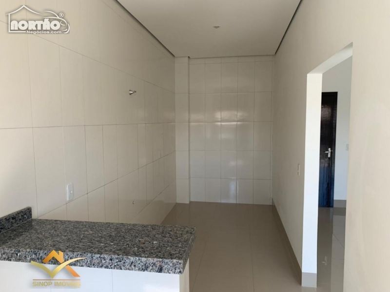 Casa à venda com 3 quartos, 90m² - Foto 5