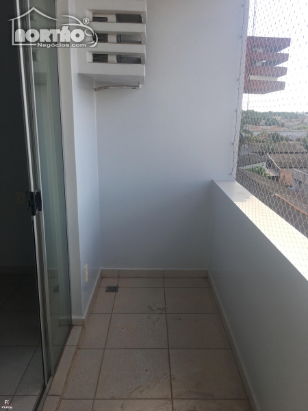 Casa à venda com 2 quartos, 70m² - Foto 7