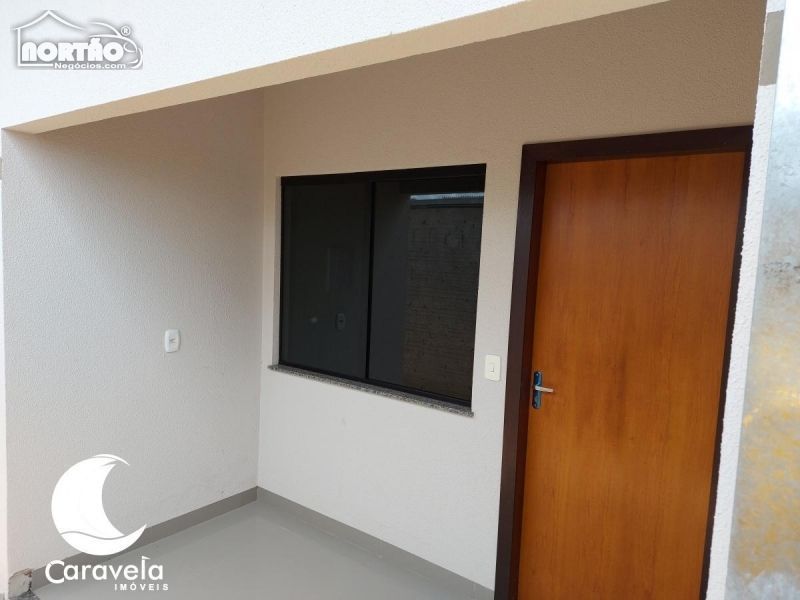 Casa à venda com 2 quartos, 45m² - Foto 2