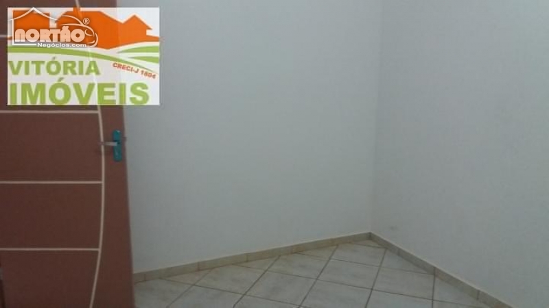 Casa à venda com 5 quartos, 250m² - Foto 9