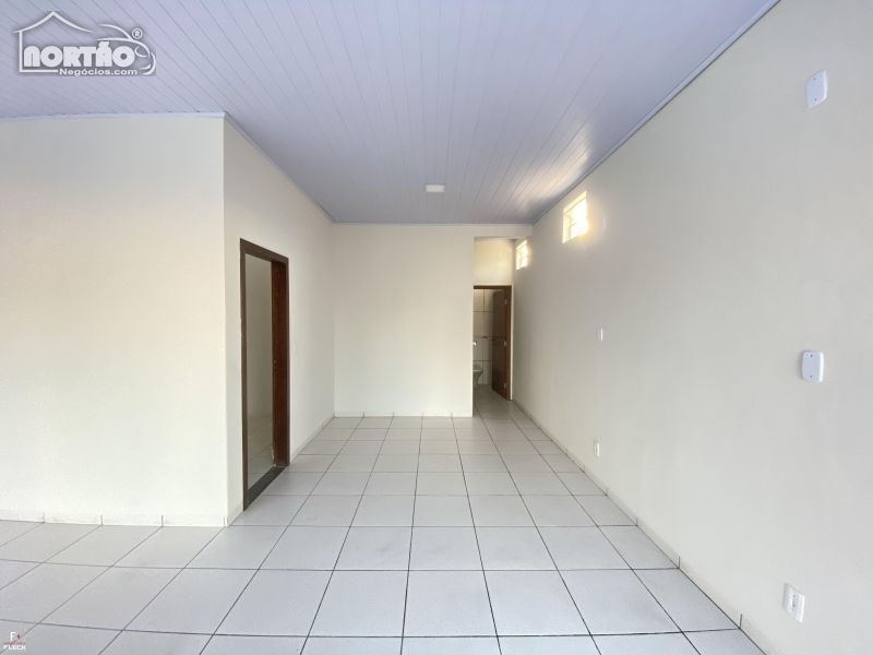 Casa à venda com 1 quarto, 65m² - Foto 4