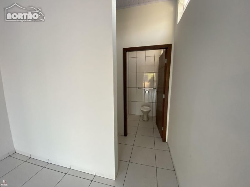 Casa à venda com 1 quarto, 65m² - Foto 7