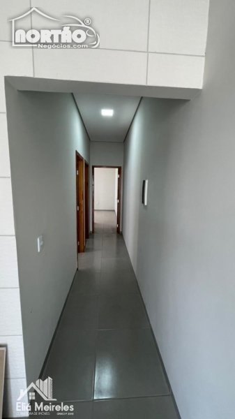 Casa à venda com 3 quartos, 65m² - Foto 9