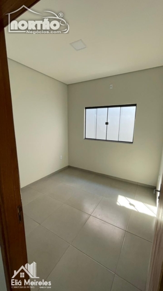 Casa à venda com 3 quartos, 65m² - Foto 17