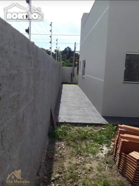 Casa à venda com 3 quartos, 79m² - Foto 9