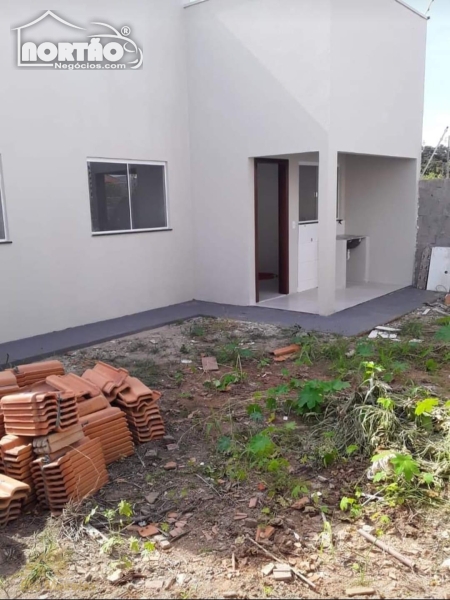 Casa à venda com 3 quartos, 79m² - Foto 15