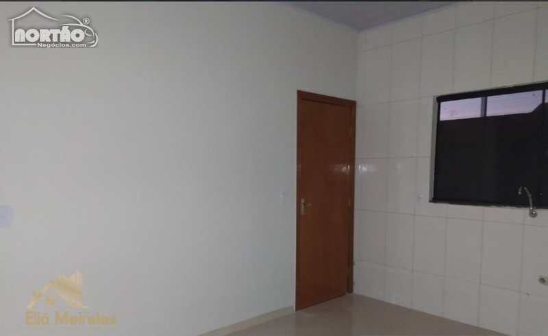 Casa à venda com 3 quartos, 6m² - Foto 9