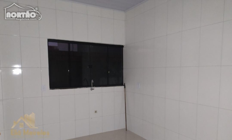 Casa à venda com 3 quartos, 6m² - Foto 13