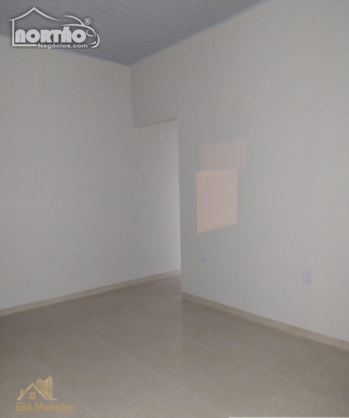 Casa à venda com 3 quartos, 6m² - Foto 21