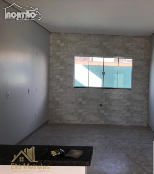 Casa à venda com 3 quartos, 69m² - Foto 13