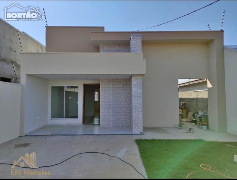 Casa, 4 quartos, 270 m² - Foto 1