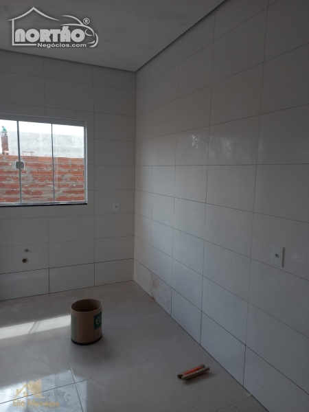 Casa à venda com 3 quartos, 69m² - Foto 6