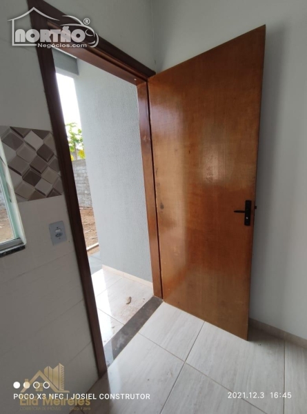 Casa à venda com 3 quartos, 153m² - Foto 9