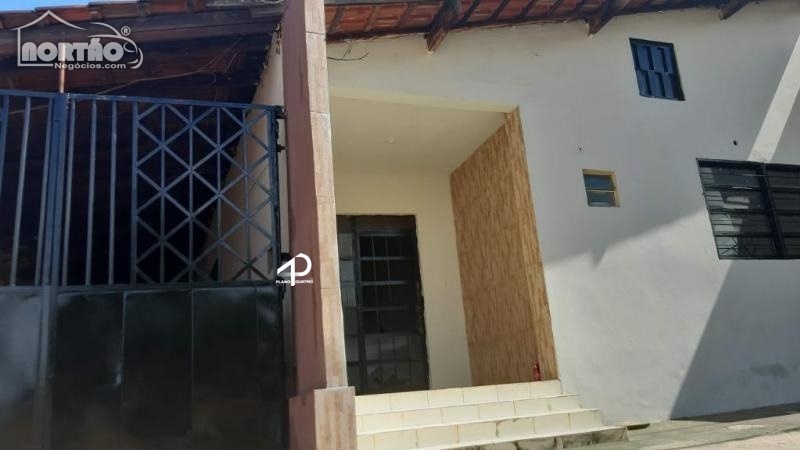 Casa à venda com 3 quartos, 122m² - Foto 1