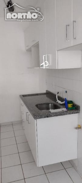 Casa à venda com 2 quartos, 69m² - Foto 5