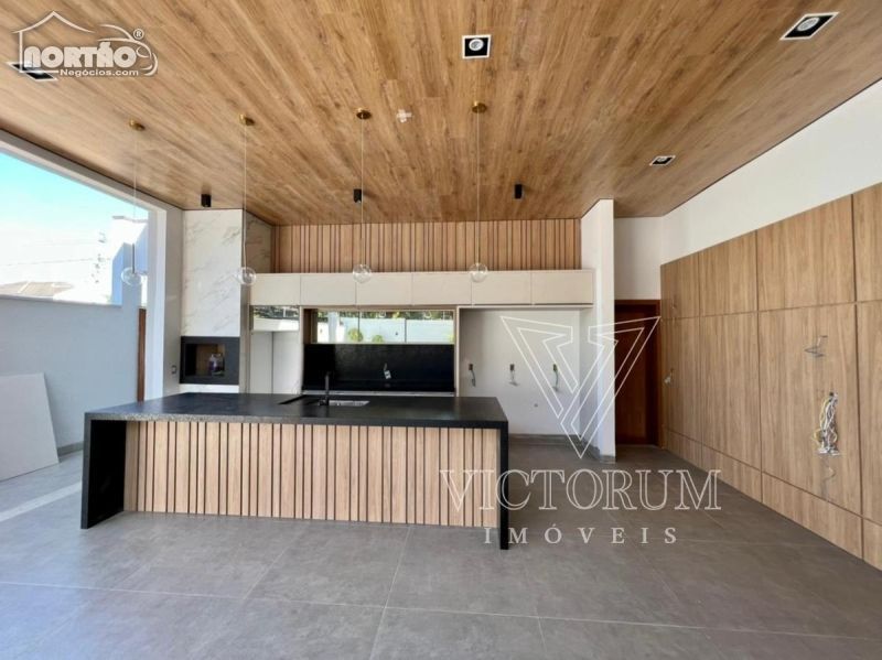 Casa à venda, 330m² - Foto 3