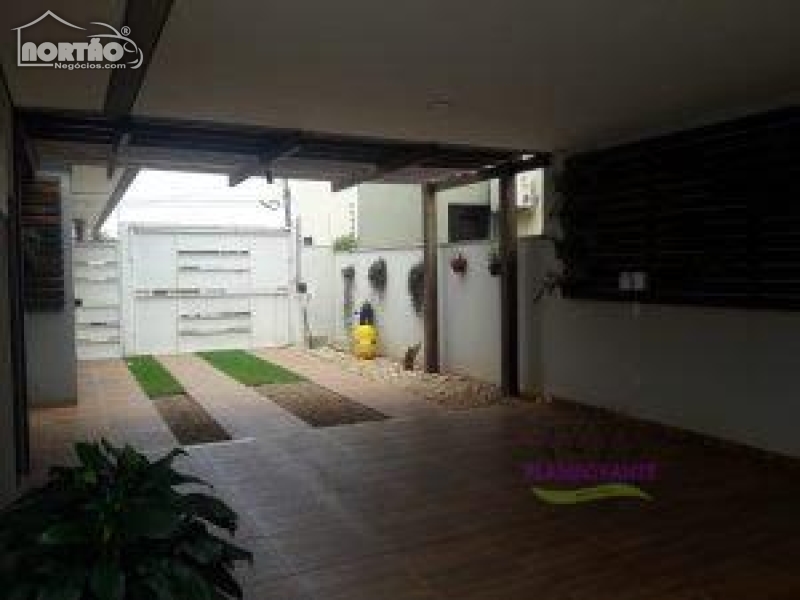 Casa à venda com 2 quartos, 280m² - Foto 13