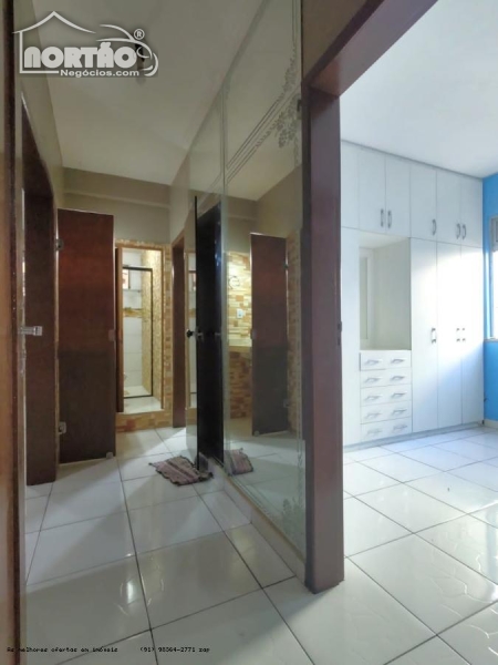 Casa à venda com 3 quartos, 83m² - Foto 10