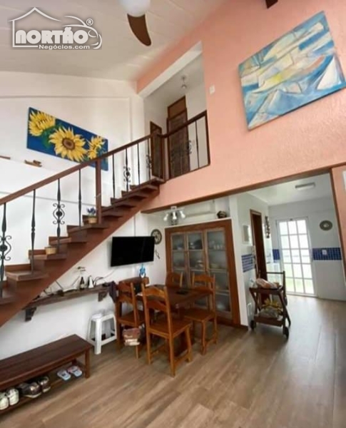 Casa à venda com 1 quarto, 33m² - Foto 7