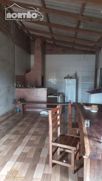 Casa à venda com 4 quartos, 90m² - Foto 10