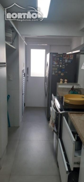 Casa à venda com 5 quartos, 140m² - Foto 6