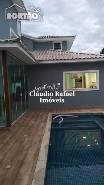 Casa à venda com 2 quartos, 182m² - Foto 3