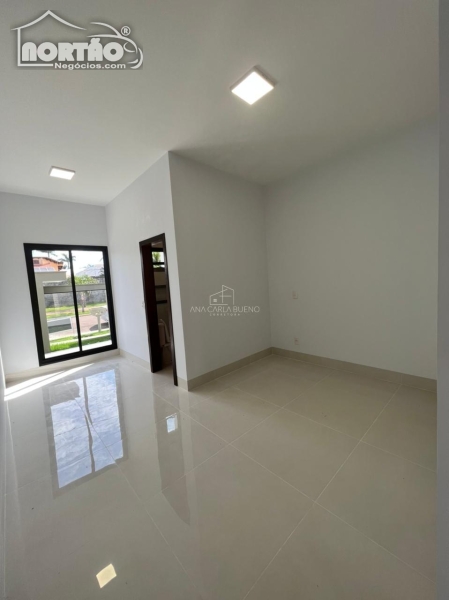 Casa à venda com 1 quarto, 178m² - Foto 10