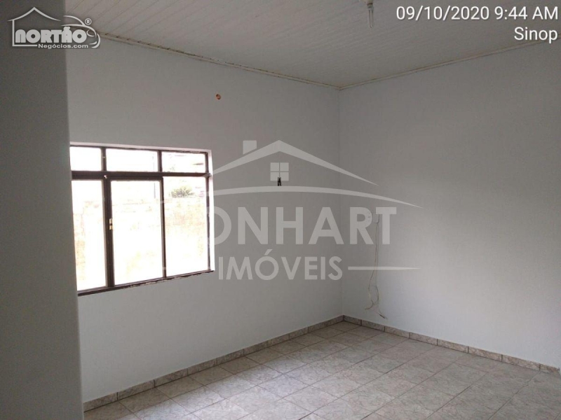 Casa à venda com 4 quartos, 229m² - Foto 3