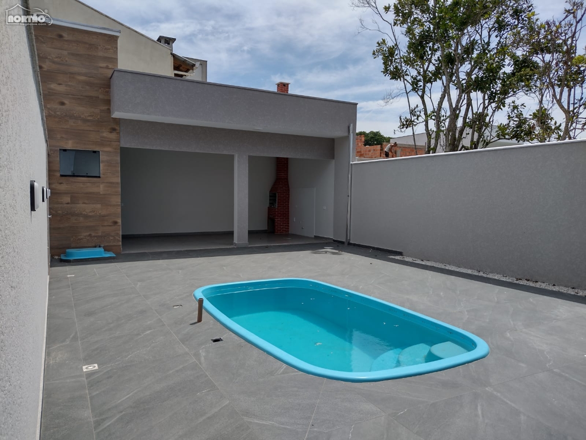 Casa à venda com 4 quartos, 155m² - Foto 14