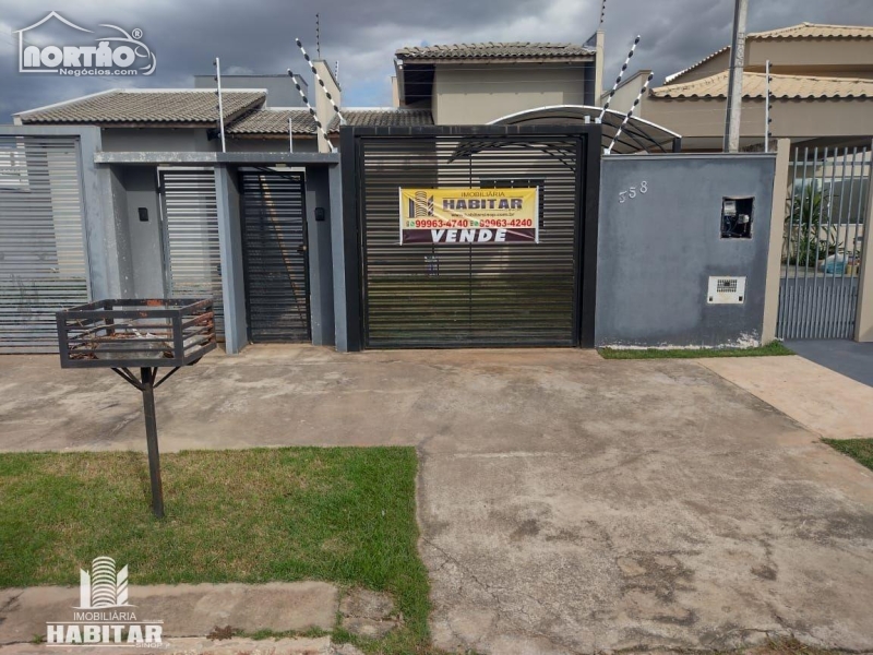 CASA A VENDA NO RESIDENCIAL PARIS EM SINOP/MT