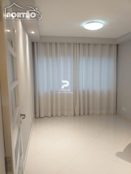 Casa à venda com 5 quartos, 150m² - Foto 6