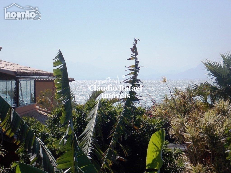 CASA A VENDA NO MANGUINHOS EM ARMAÇÃO DOS BÚZIOS/RJ