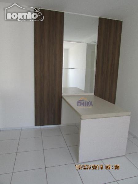 Casa à venda com 2 quartos, 43m² - Foto 3