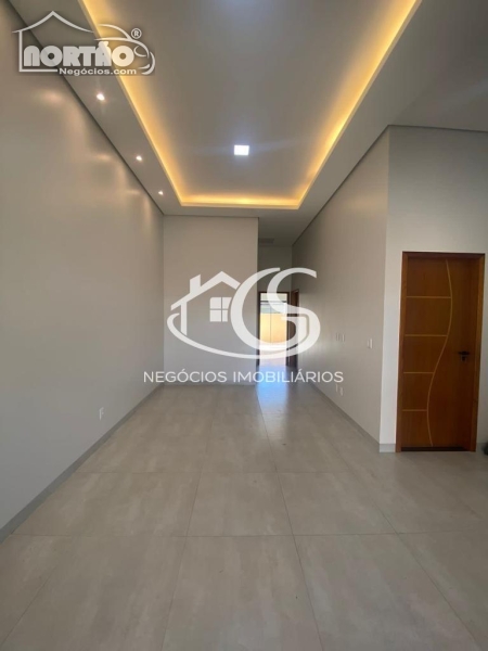 Casa à venda com 2 quartos, 92m² - Foto 3