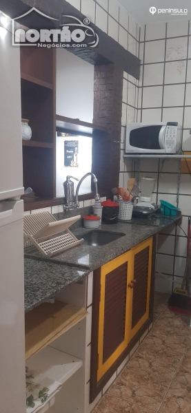 Casa à venda com 3 quartos, 60m² - Foto 5