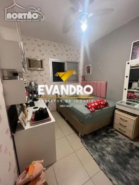 Casa à venda com 3 quartos, 83m² - Foto 3