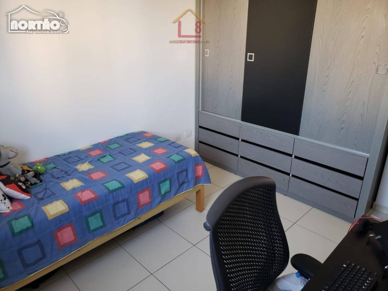 Casa à venda com 3 quartos, 80m² - Foto 2