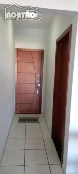 Casa à venda com 3 quartos, 100m² - Foto 3