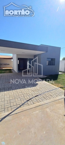 Casa à venda com 3 quartos, 221m² - Foto 4