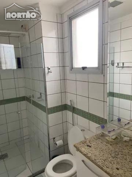 Casa à venda com 3 quartos, 107m² - Foto 8