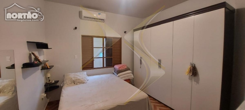 Casa à venda com 5 quartos, 149m² - Foto 8