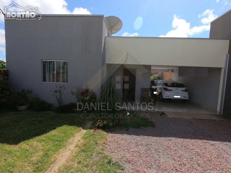 CASA A VENDA NO RESIDENCIAL GENTE FELIZ II EM SINOP/MT