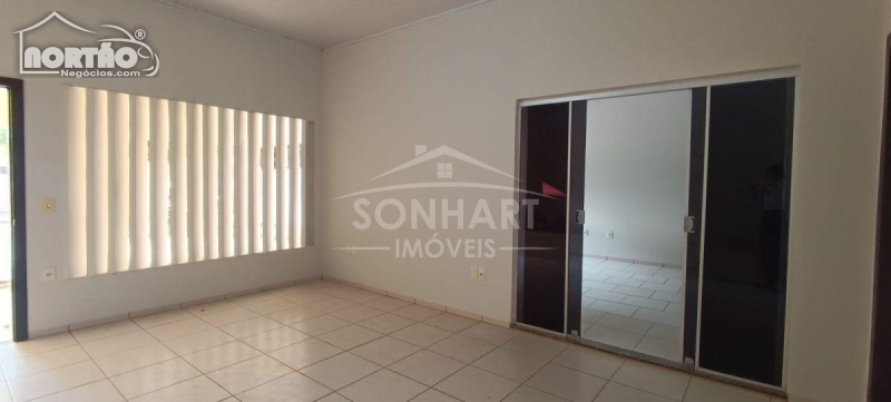 Casa à venda com 3 quartos, 180m² - Foto 9