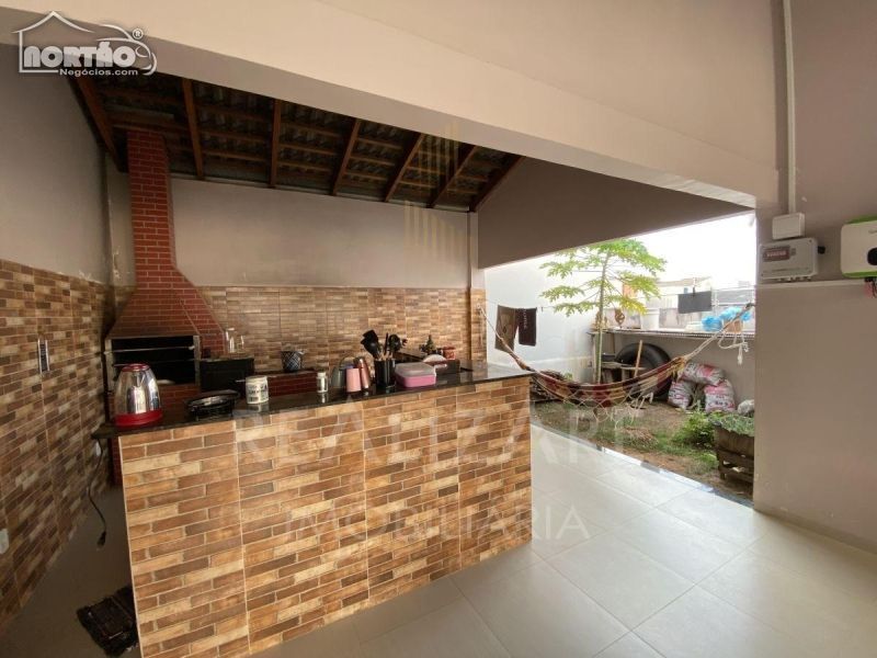 Casa à venda com 5 quartos, 250m² - Foto 10