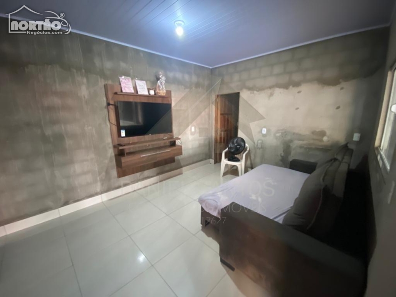 Casa à venda com 3 quartos, 96m² - Foto 8