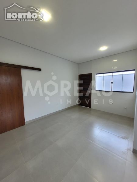 Casa à venda com 3 quartos, 71m² - Foto 10