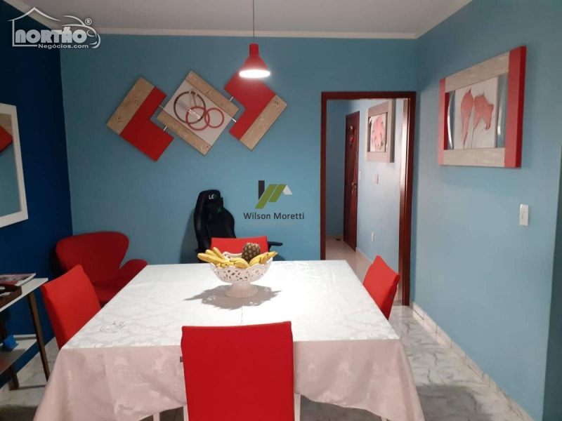 Casa à venda com 5 quartos, 160m² - Foto 6