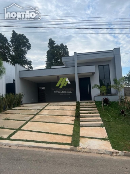 CASA A VENDA NO CENTRO EM ITUPEVA/SP