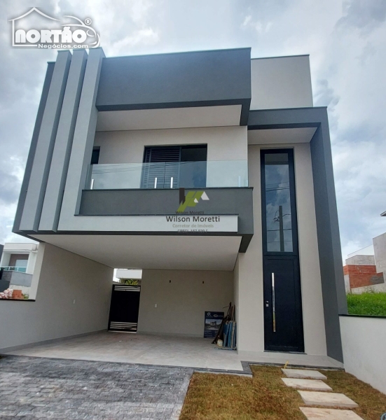 Casa à venda com 5 quartos, 145m² - Foto 2