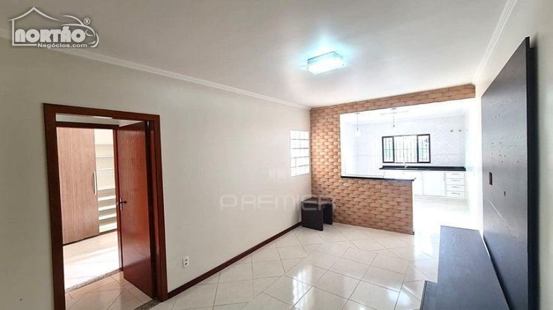 Casa à venda com 4 quartos, 125m² - Foto 10